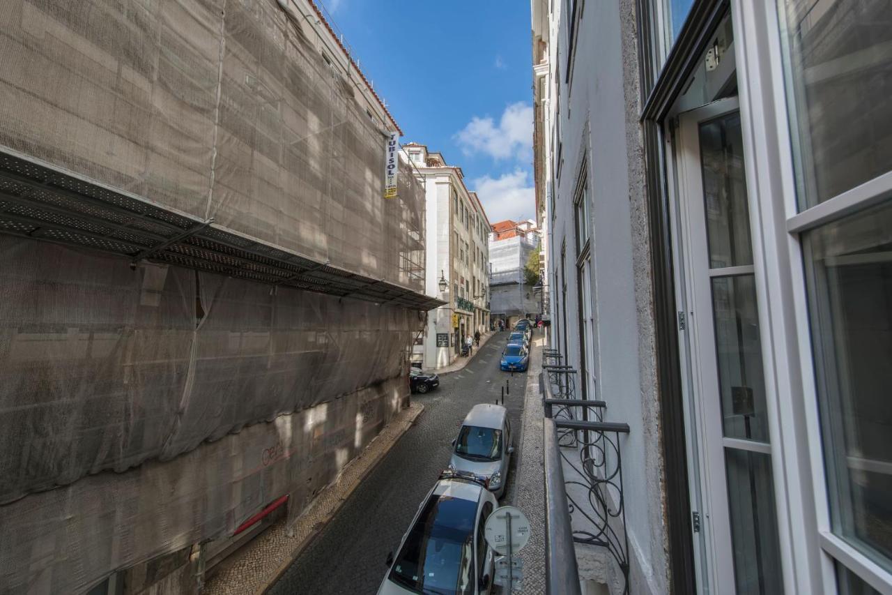 Lovelystay - Charming 3 Bedroom Wonder Downtown Lisboa Exteriör bild
