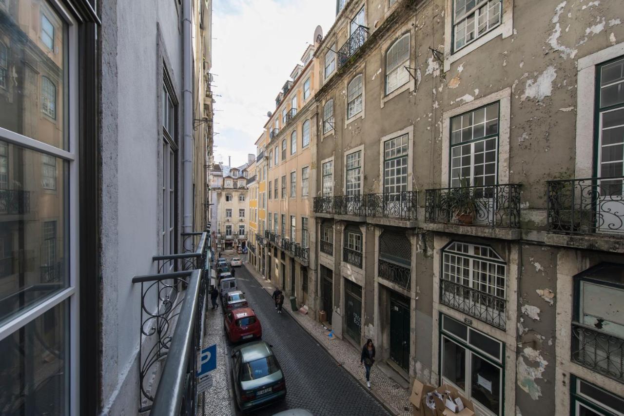 Lovelystay - Charming 3 Bedroom Wonder Downtown Lisboa Exteriör bild