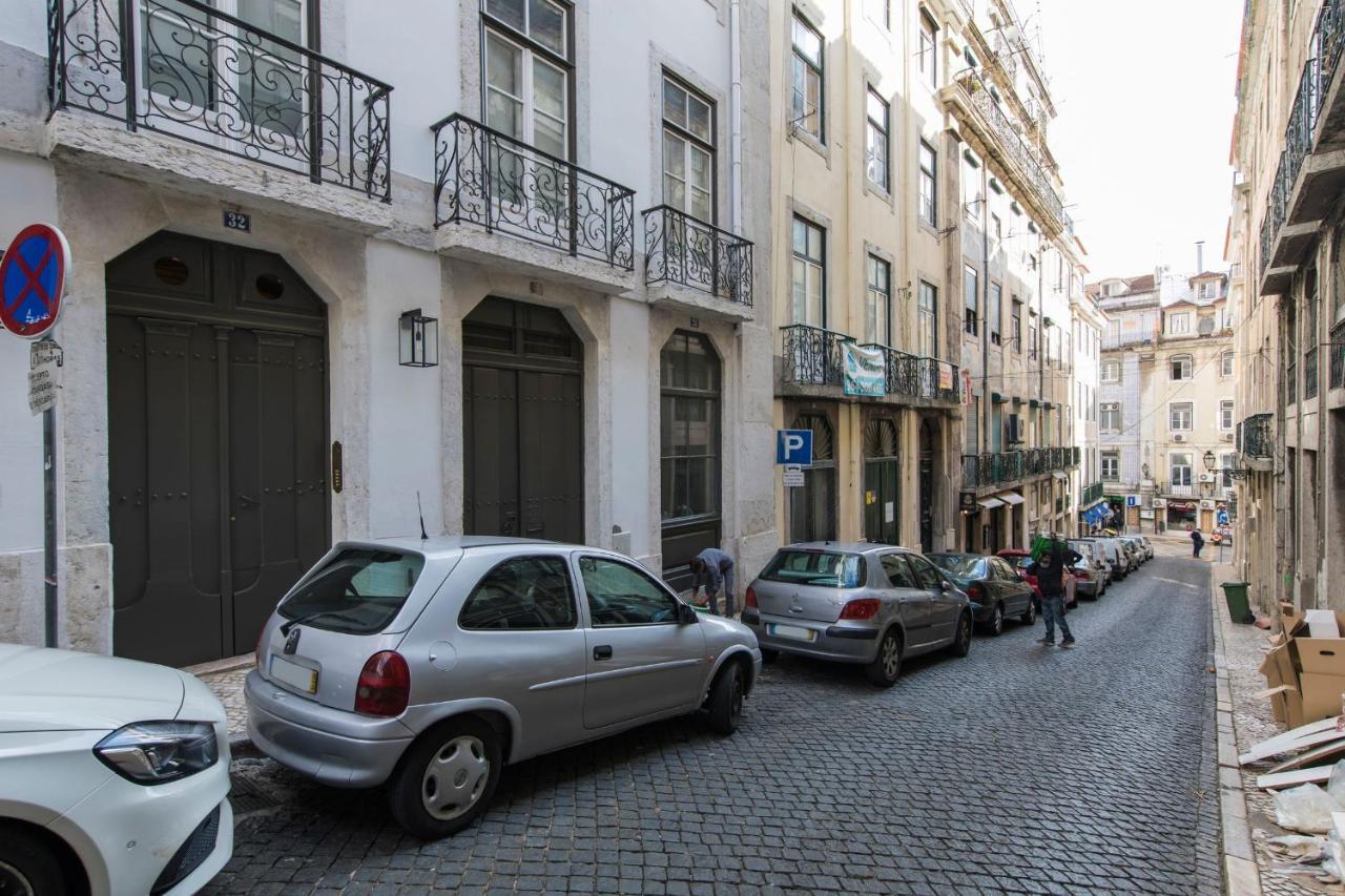 Lovelystay - Charming 3 Bedroom Wonder Downtown Lisboa Exteriör bild